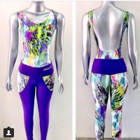 BODY MANGA CURTA  E CALÇA COM DETALHE